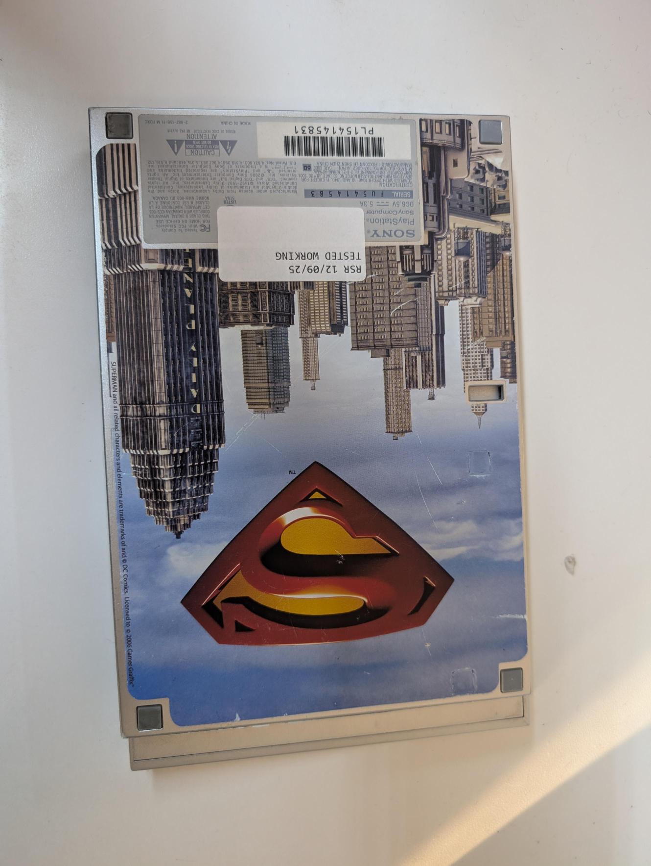 PS2: SLIM CONSOLE (SUPER MAN BUNDLE)