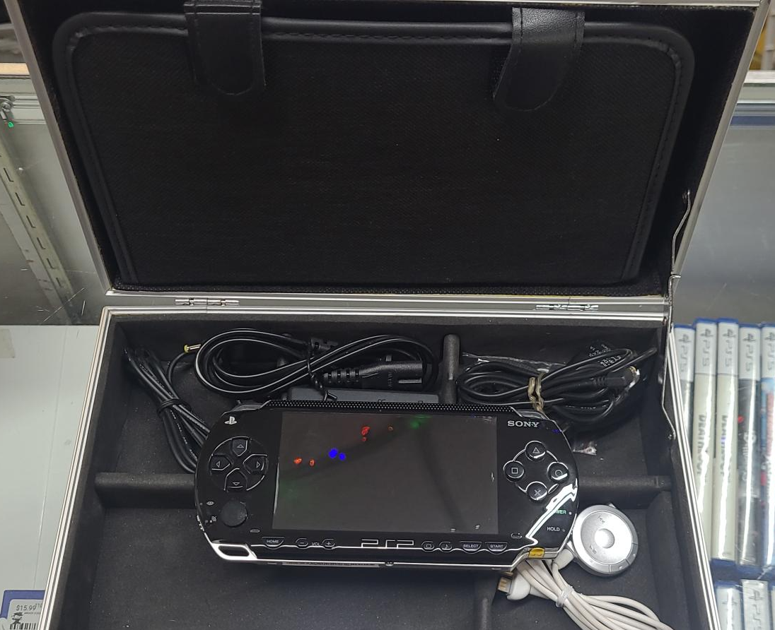 PSP METAL CASE BUNDLE