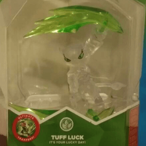 FIG: SKYLANDERS TRAP TEAM (RED BASE) - Cap'n Games, Inc.