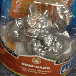 FIG: SKYLANDERS SPYRO ADVENTURE (GREEN BASE) - Cap'n Games, Inc.