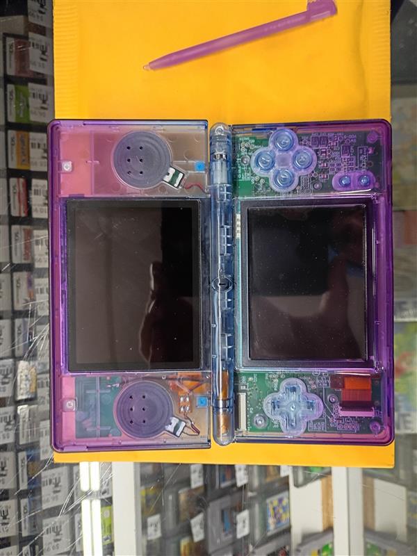 NDS: NINTENDO DS LITE CONSOLE - Cap'n Games, Inc.