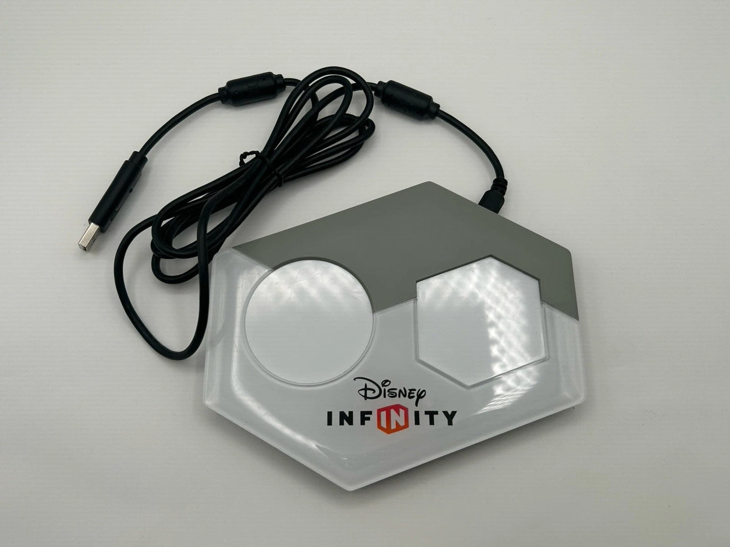 PS VITA DISNEY INFINITY 2.0 WIRELESS BASE MODEL: INF-8039228