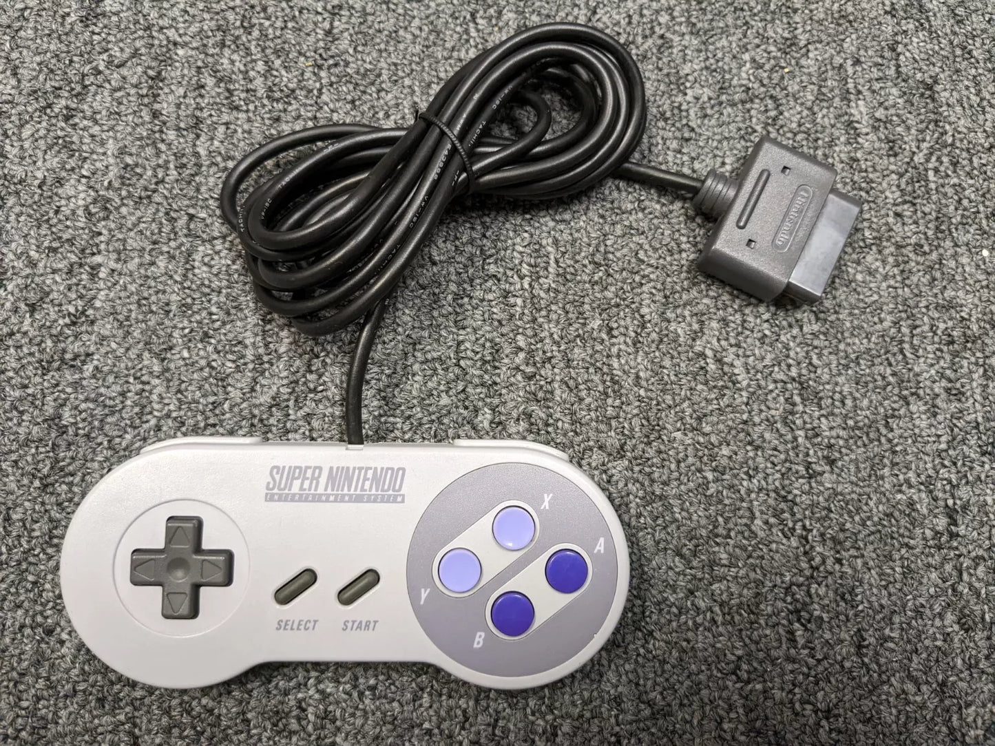 SNES: CONTROLLER