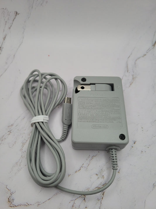 3DS: AC ADAPTER - NINTENDO OEM