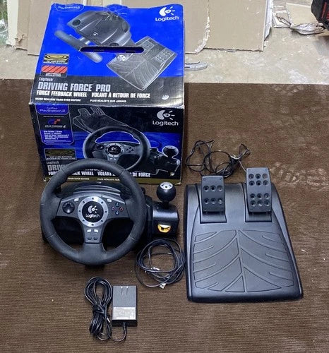 PS2: LOGITECH DRIVING FORCE PRO