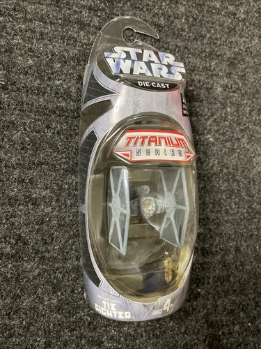 FIG: TITANIUM DIE-CAST FIGURES STAR WARS 2006