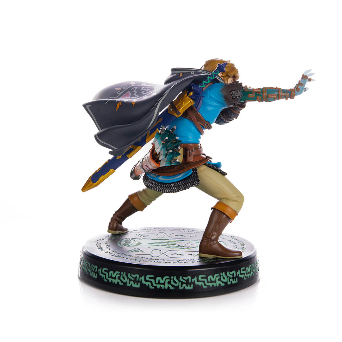 FIG: Tears of the Kingdom: Link 9" Statue
