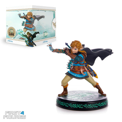 FIG: Tears of the Kingdom: Link 9" Statue